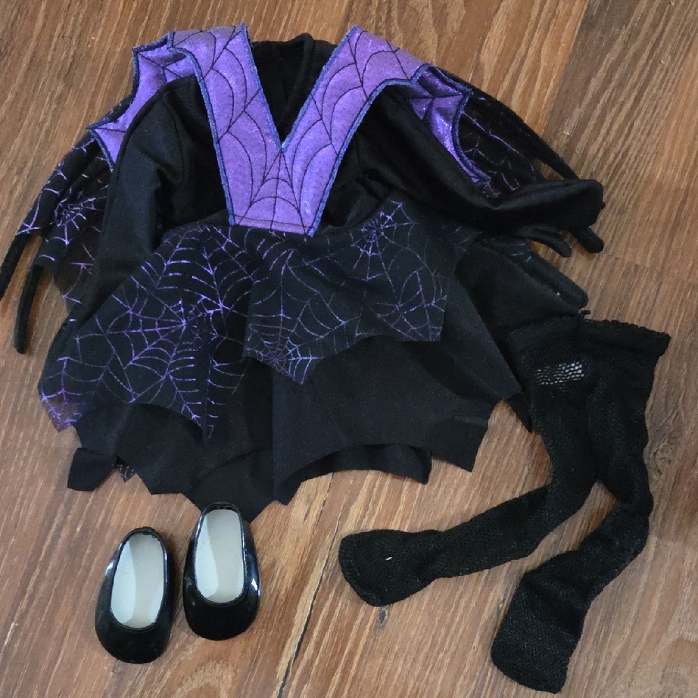 American Girl Enchanting Purple and Black Spider Web Dress-Up Set